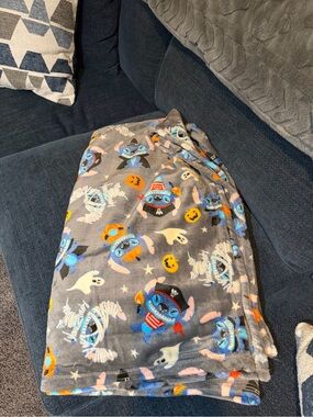 Halloween stitch throw blanket